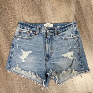 DO NOT PURCHASE! ON HOLD!Abercrombie &Fitch shorts